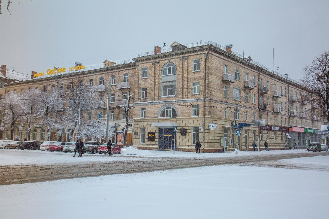 Optima Cherkasy Hotel 외부 사진